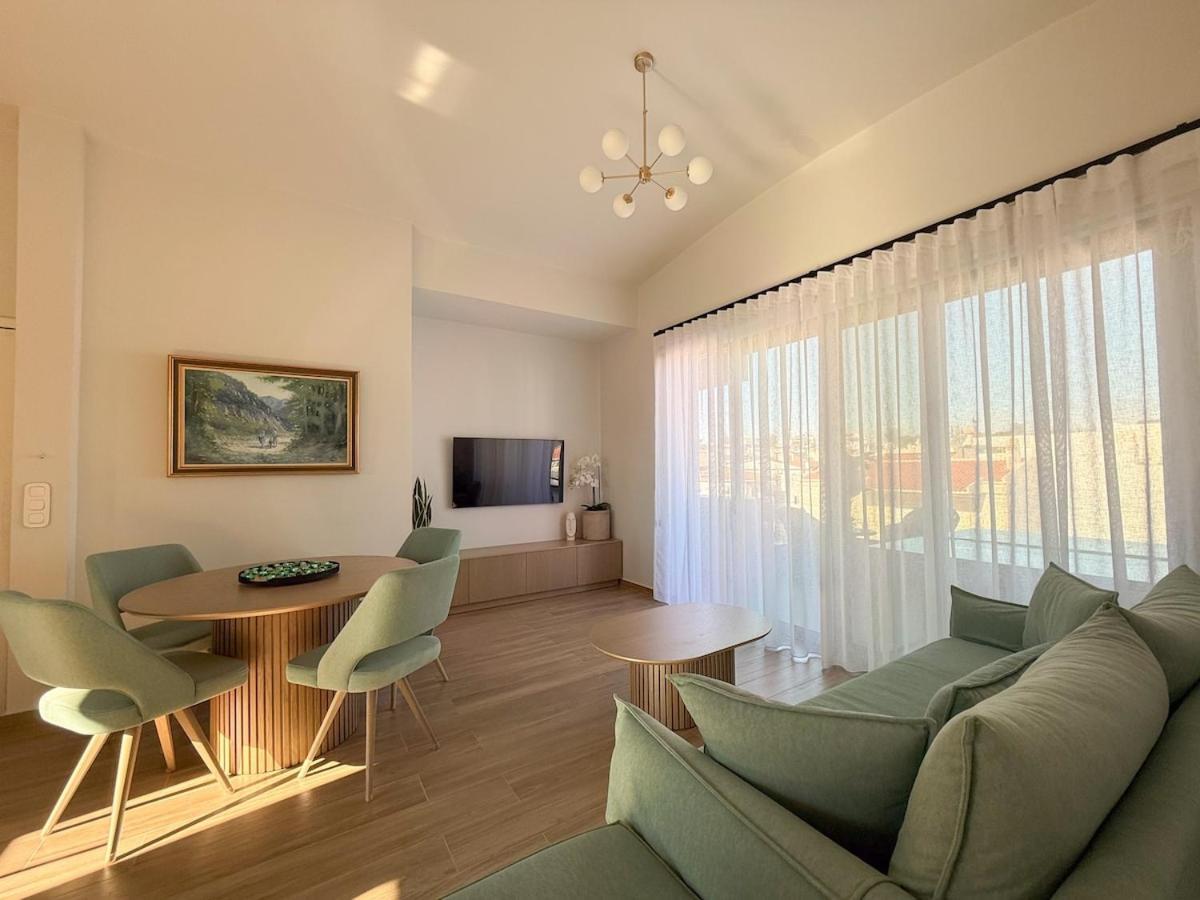 The Mint House Alimos