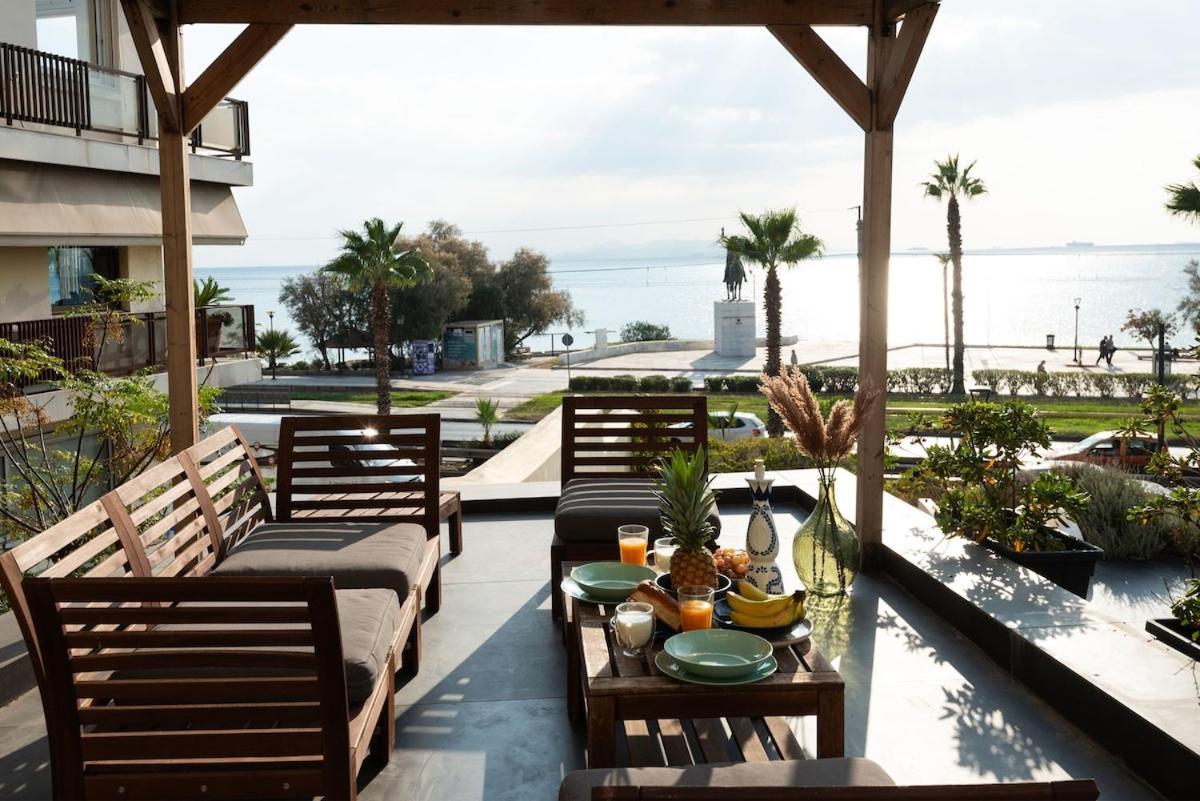 Zeus2 Beach Front Apartment, 3br