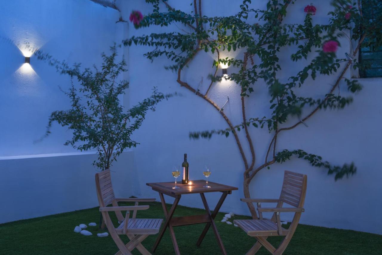 Athens Garden Retreat, A Private Backyard In The Heart Of Athens