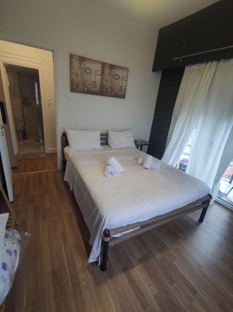 Acropolis Central Apartments