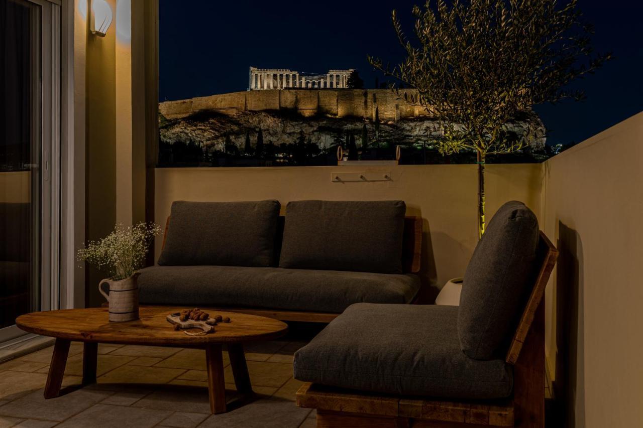 Elegant Skyline Penthouse Acropolis View 3br 2ba
