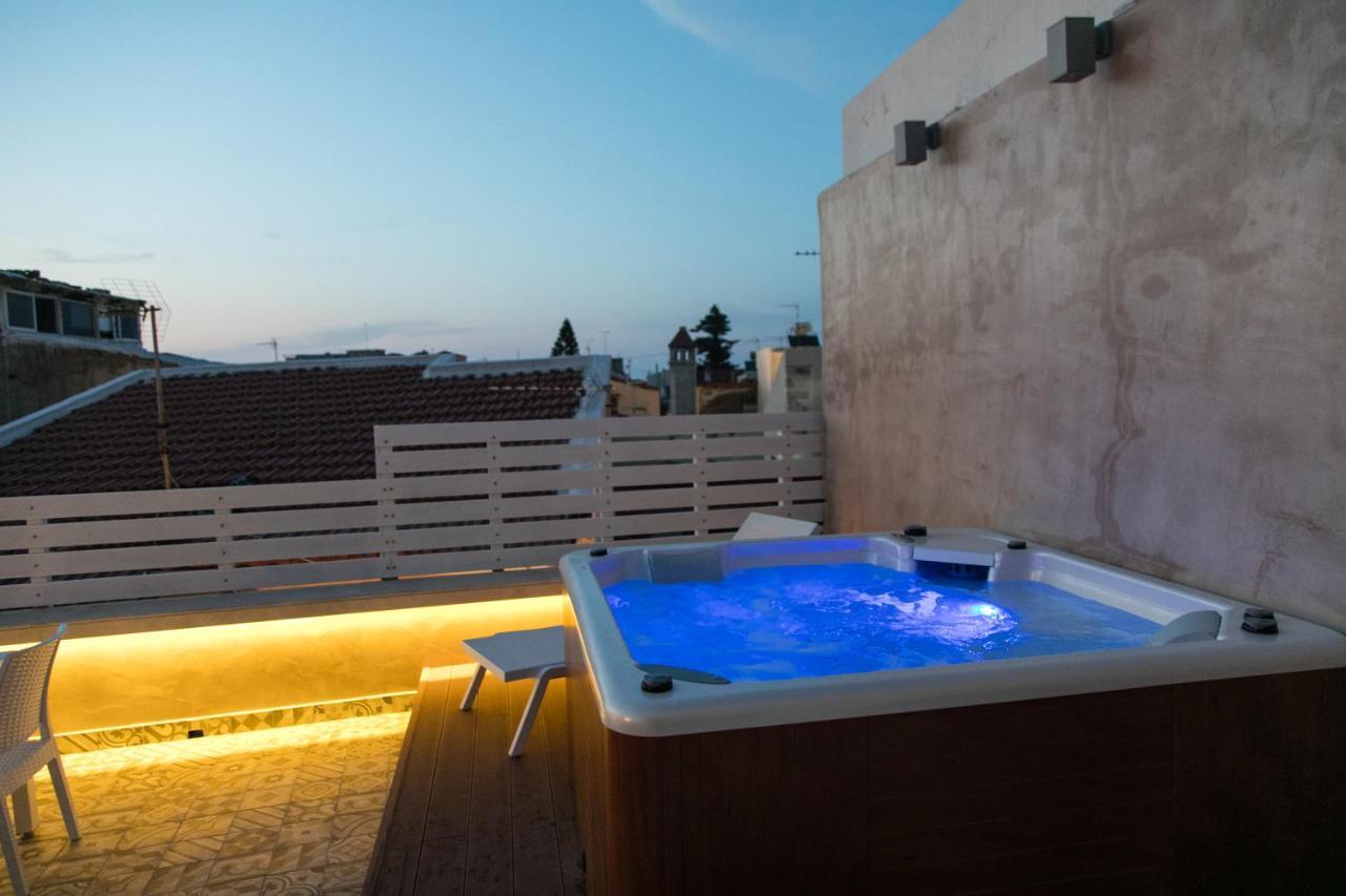 Jacuzzi Suite In The Heart Of Oldtown