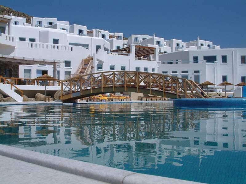 Saint John Hotel & Villas