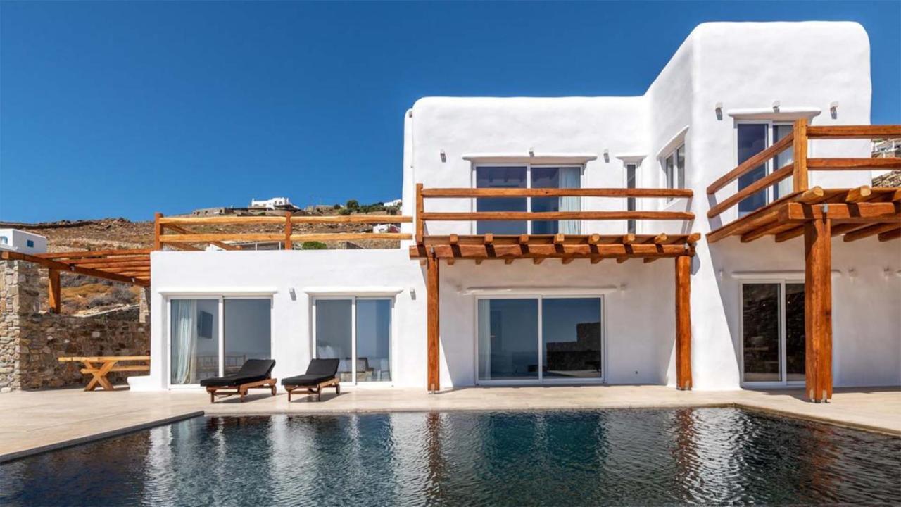 Ria Mar Villas & Suites by Live & Travel