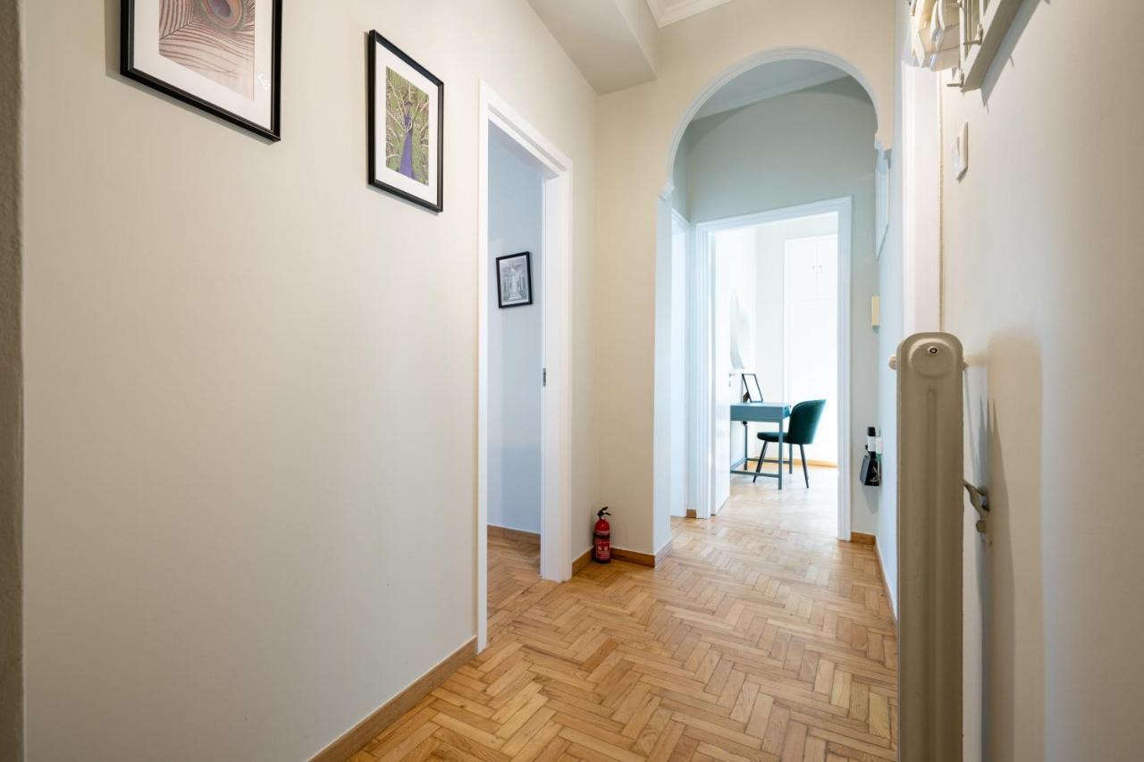 Stylish 2bdrm Pagrati Apartment