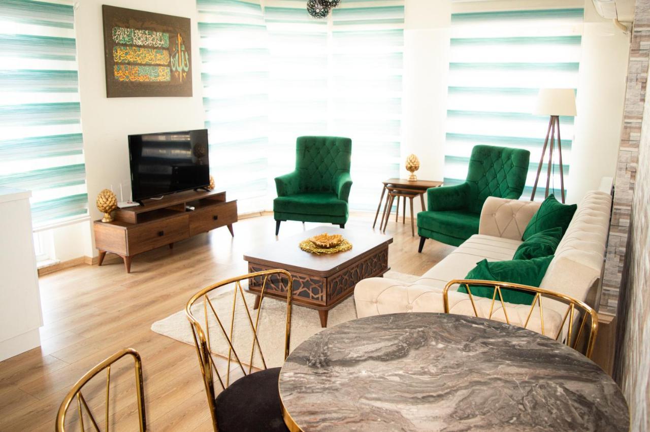 King Suite Wh32