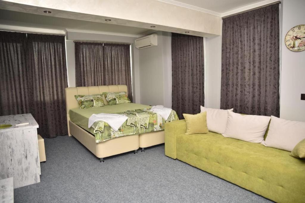 Apartament Amigo Centyr