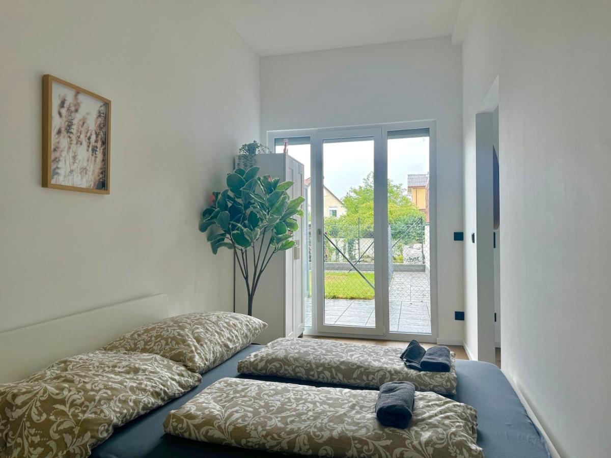 Modern Stylish Apartment With Garden & Free Parking