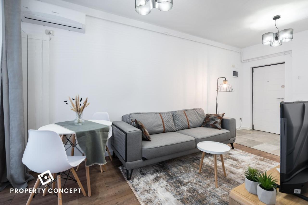 Central Residence Apartment 421