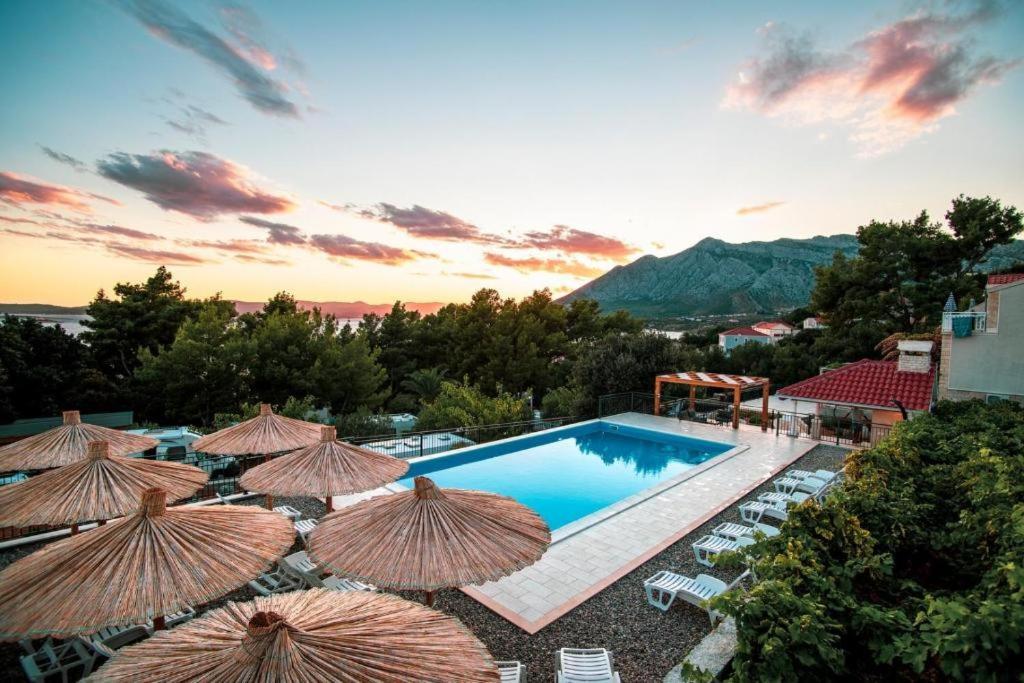 Mobile Home Peljesac, Camp Vala
