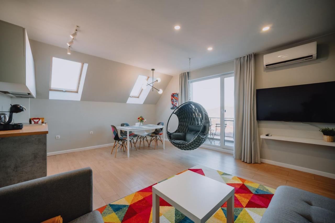 Apartament S Lyulka I Gledka V The House S Termalna Zona