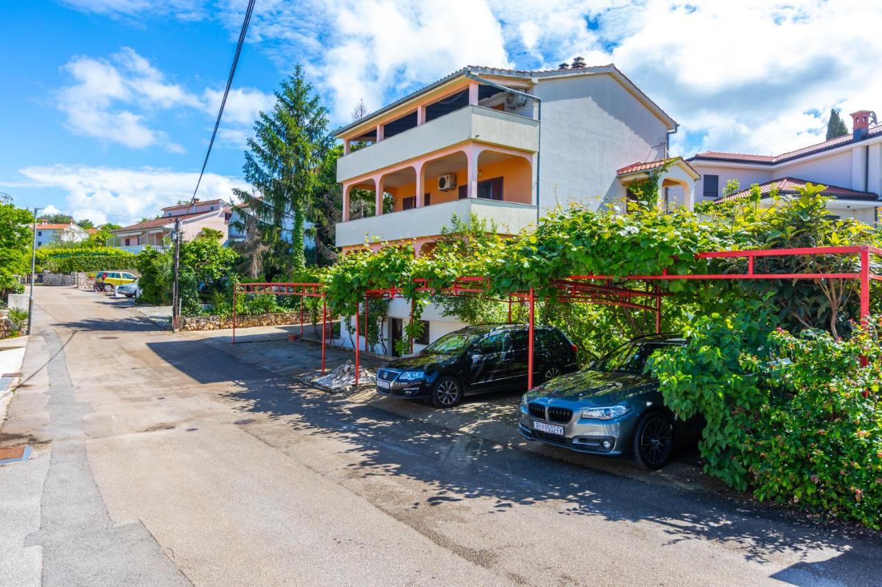 Irena & Dolores Apartments