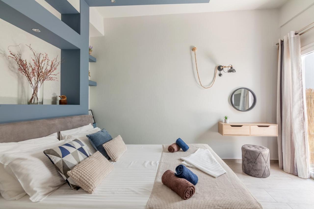 Avra Suites In City Center 50m To Beach