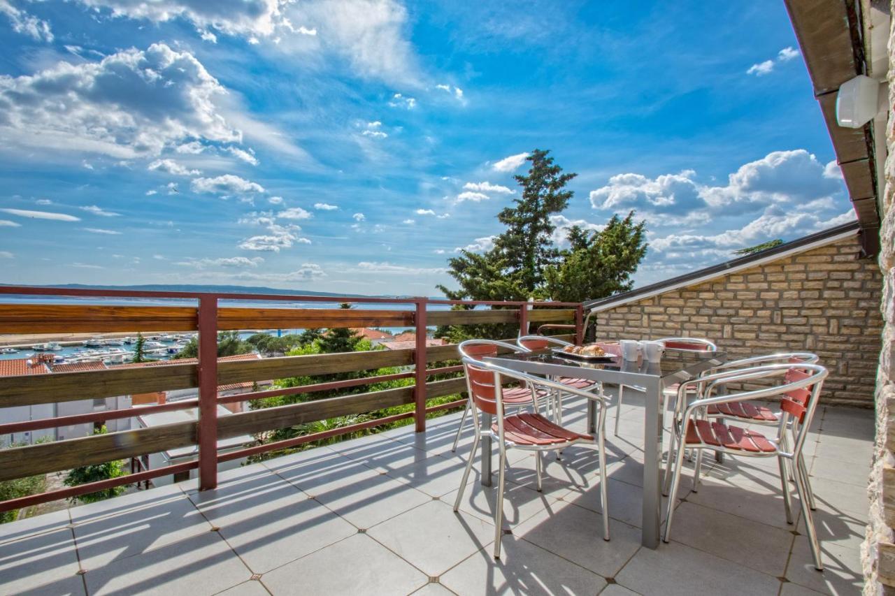 Apartmani Crikvenica 29894 Lucica