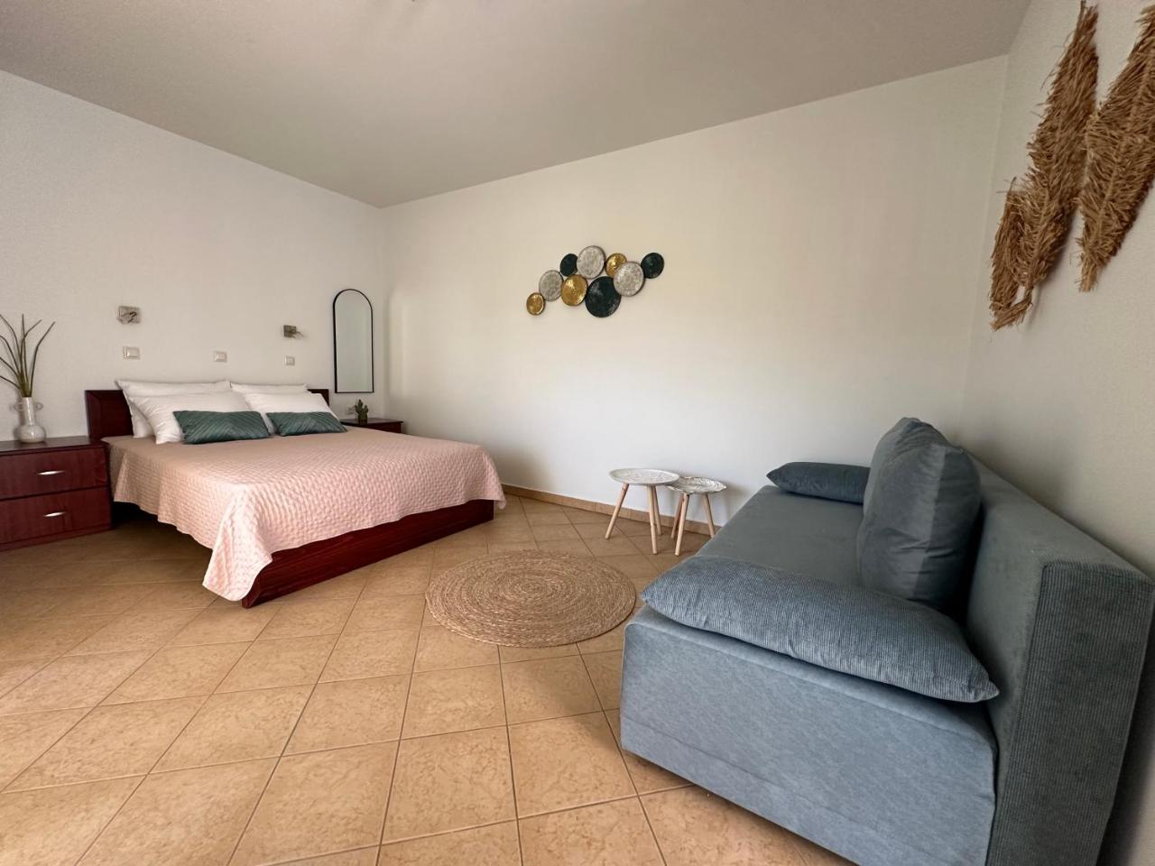 Porto Nuovo Studio 2