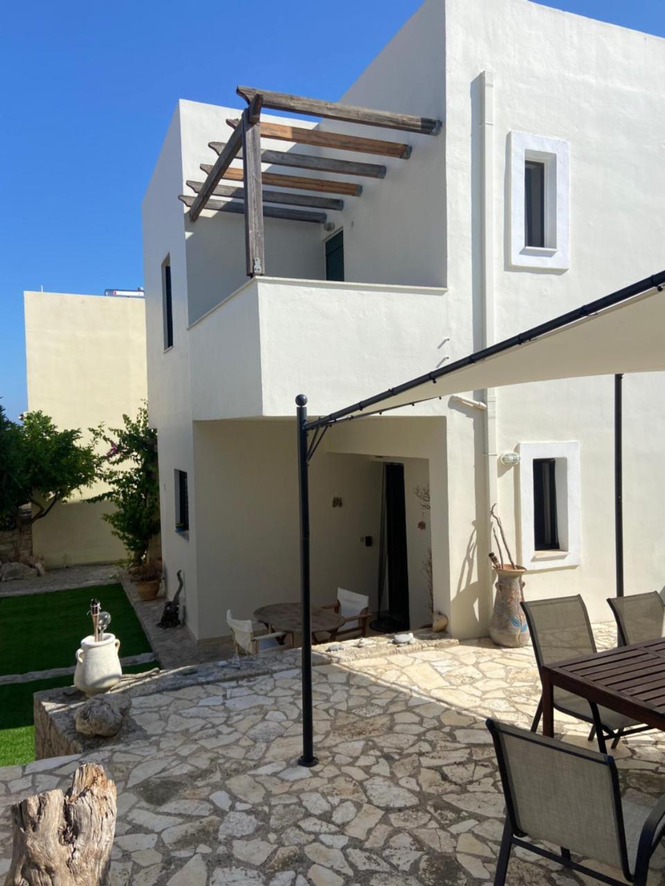 Maison A Cote Lac Proche Mer Fanou House