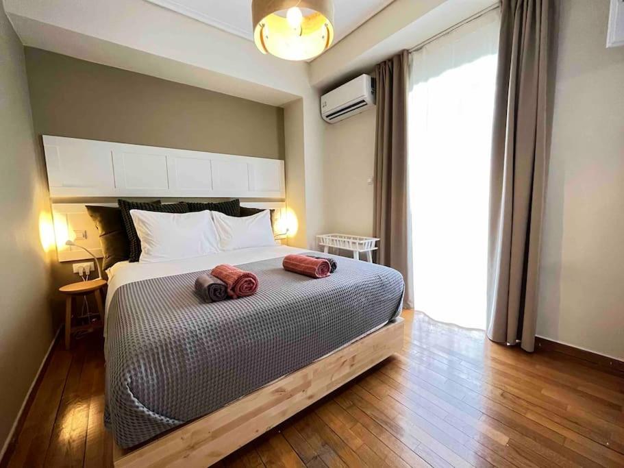 Michael 1br In The Heart Of Ancient Athens