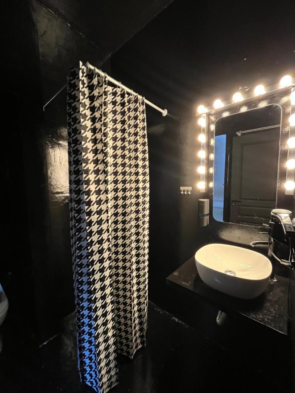 Acropolis Grand Residence