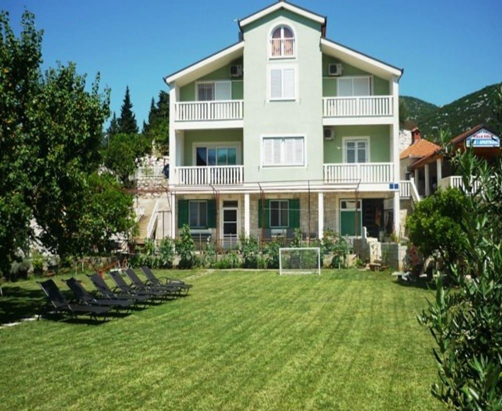 Nice Apartment With Balcony