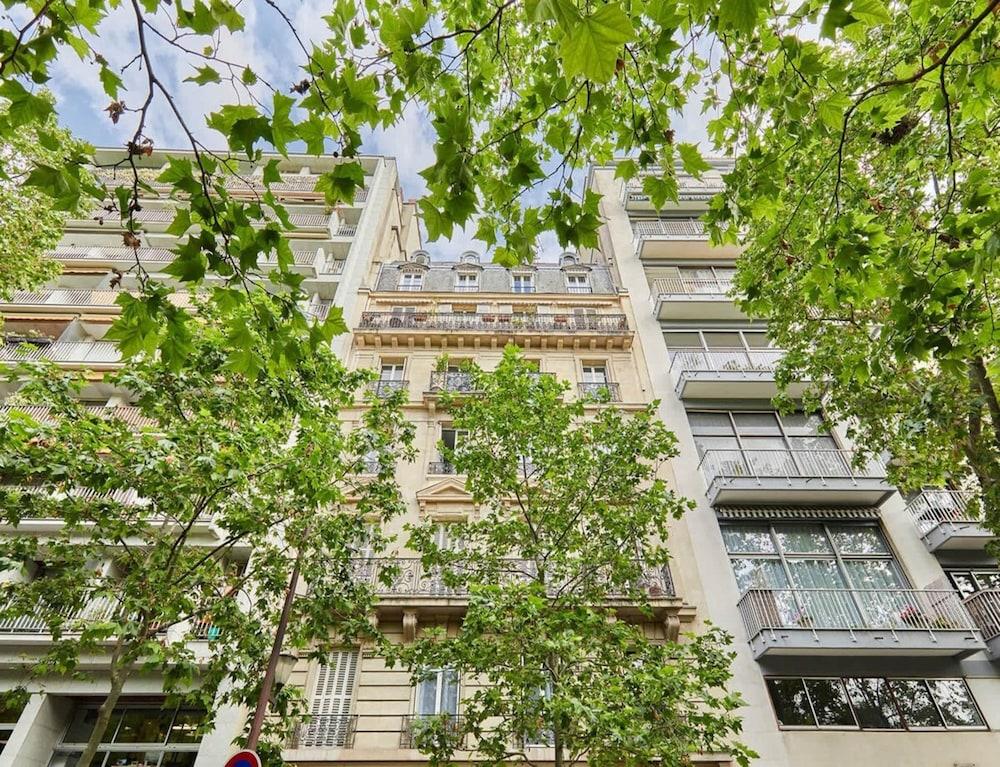 Incredible Apartment Etoile Porte Maillot
