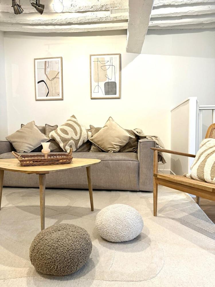 Apartment Saint Germain Des Pres Bon Marche by Studio Prestige