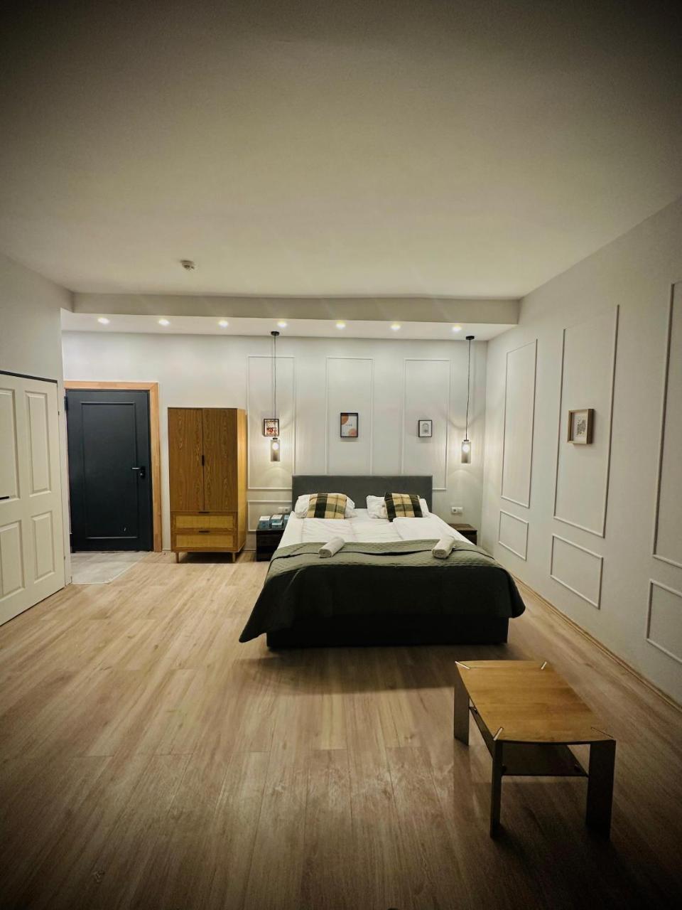 Private & Elegant Studio In Residential Vienna