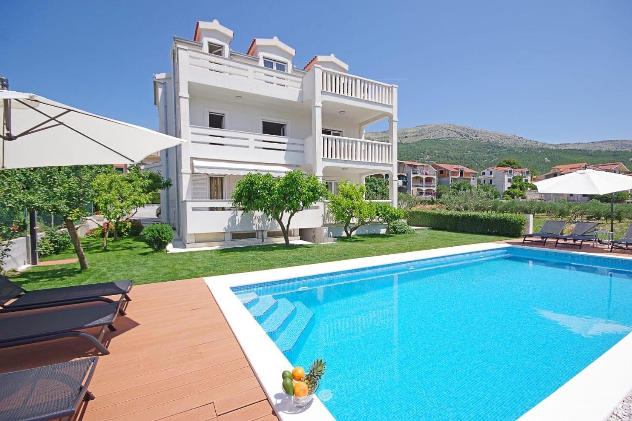 Luxury Penthouse Eva