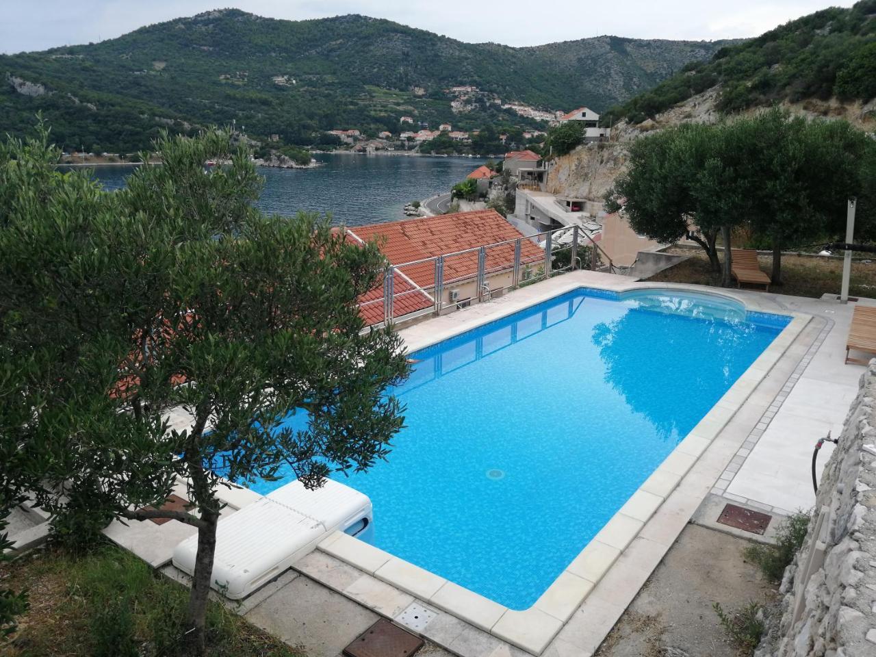 Villa Matej With Pool & Sea View