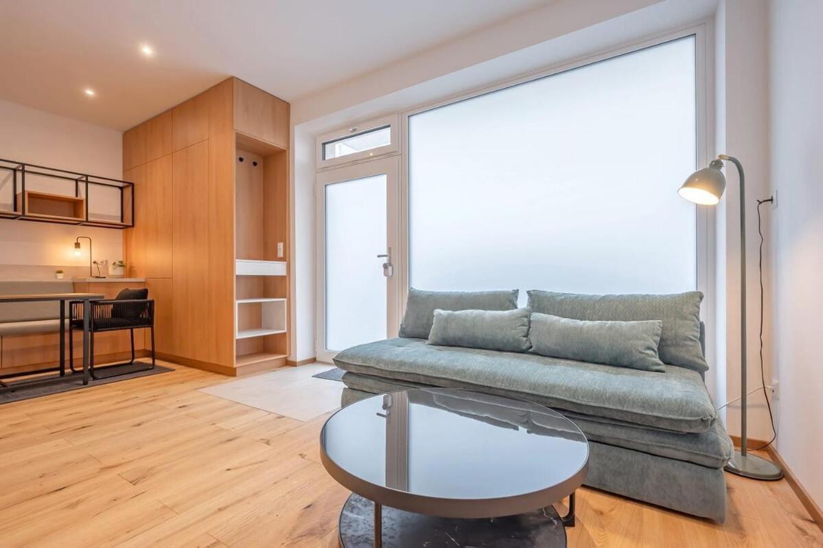 Apartment Exclusive