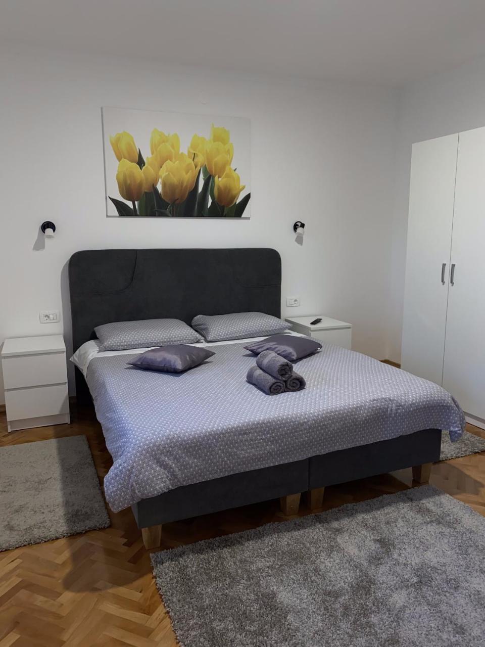 Apartment & Rooms Marina