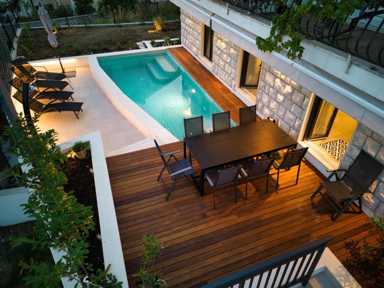 Villa Nika With Private Heated Pool