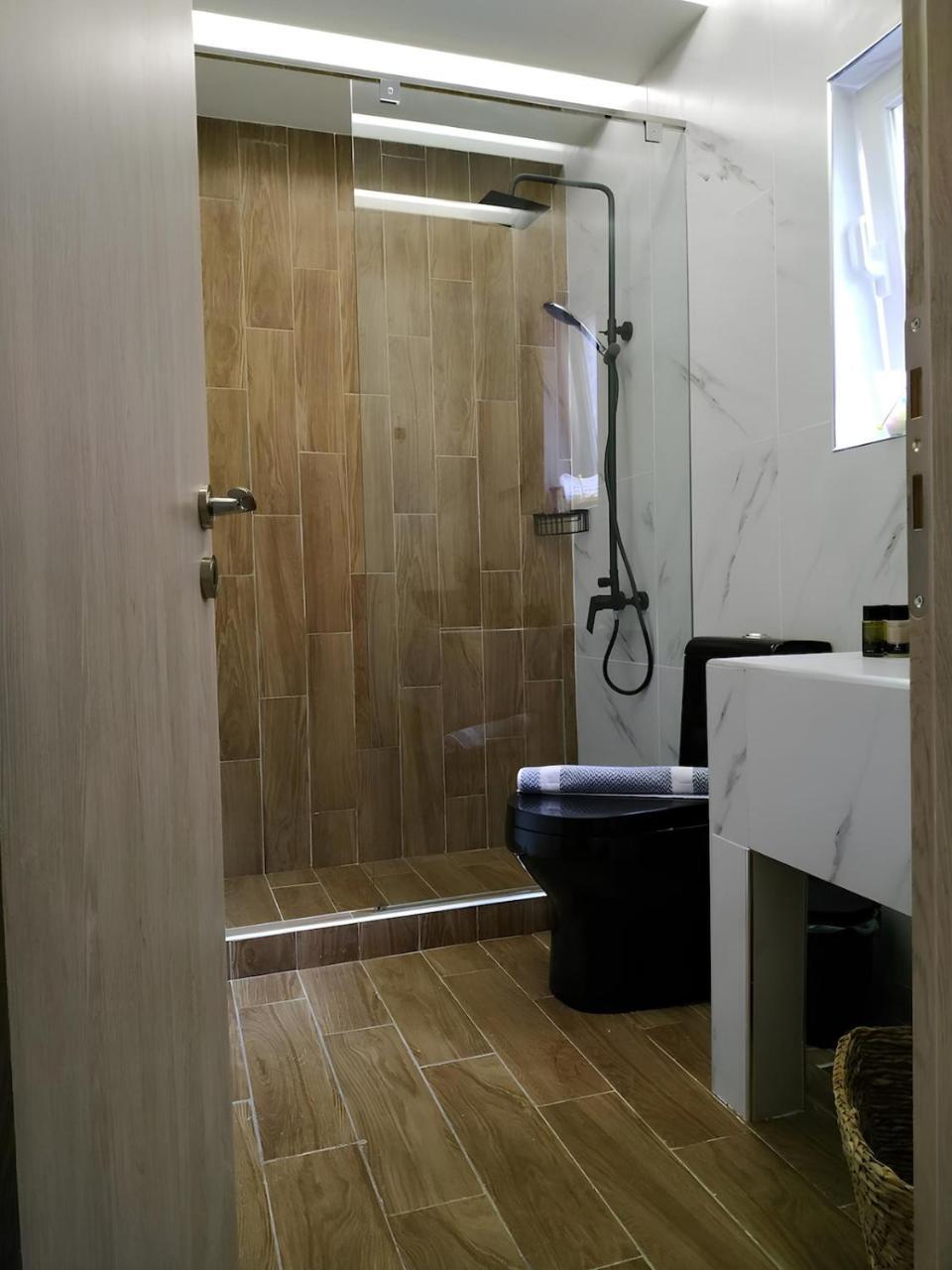 Top Location Jacuzzi Apartment