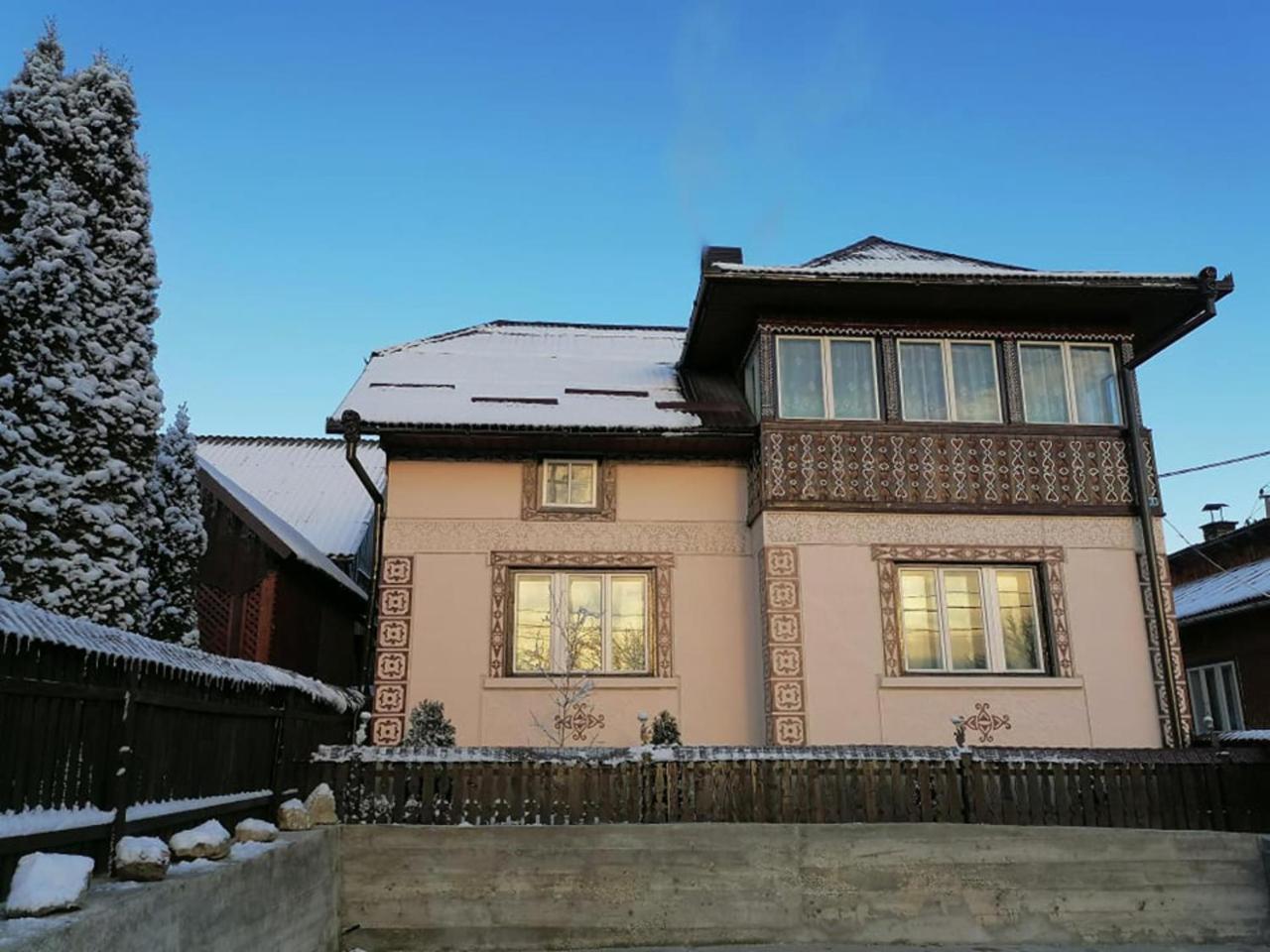 Agrouturistic House In Manastirea Humorului