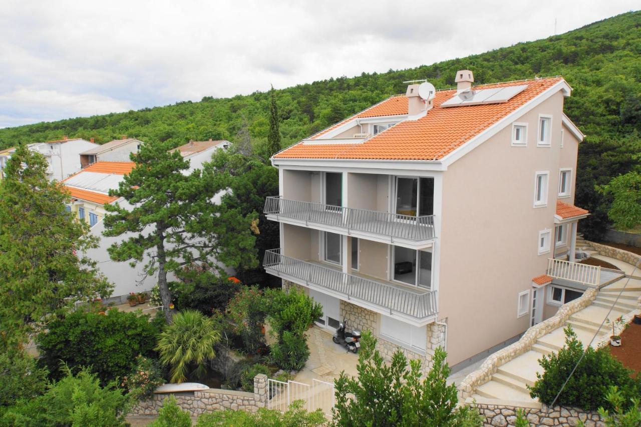 Apartmani Selce 30660 Tomislav