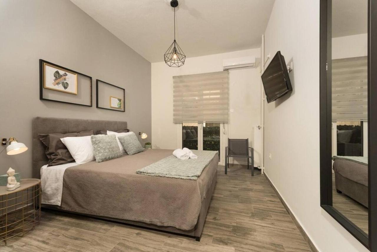 Wsd Athens Railway Boutique Stylish 2bd Apt With City View Balcony Near Attik Merto