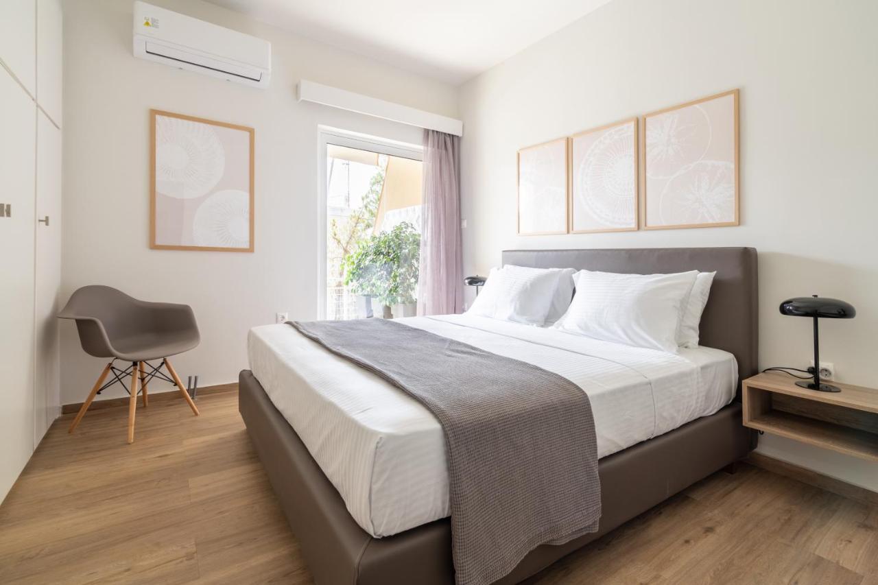 Sea View Stylish Penthouse In Varkiza