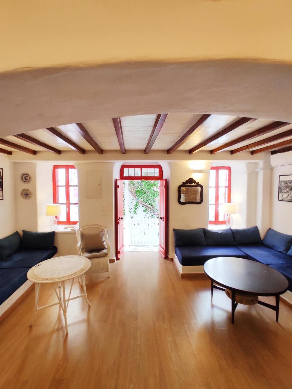 Bougainvillea Typical Town House Private Rooftop