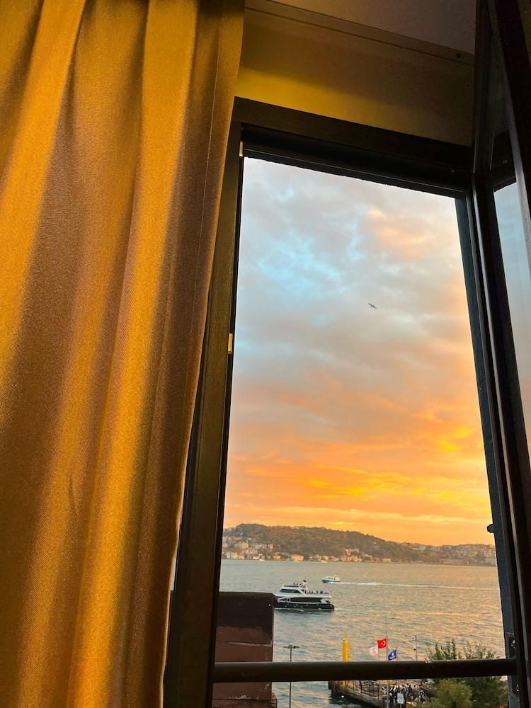 Lokka Hotel