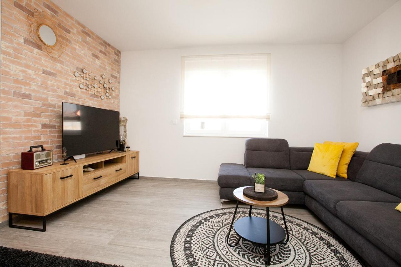Luxury Apartment Eva