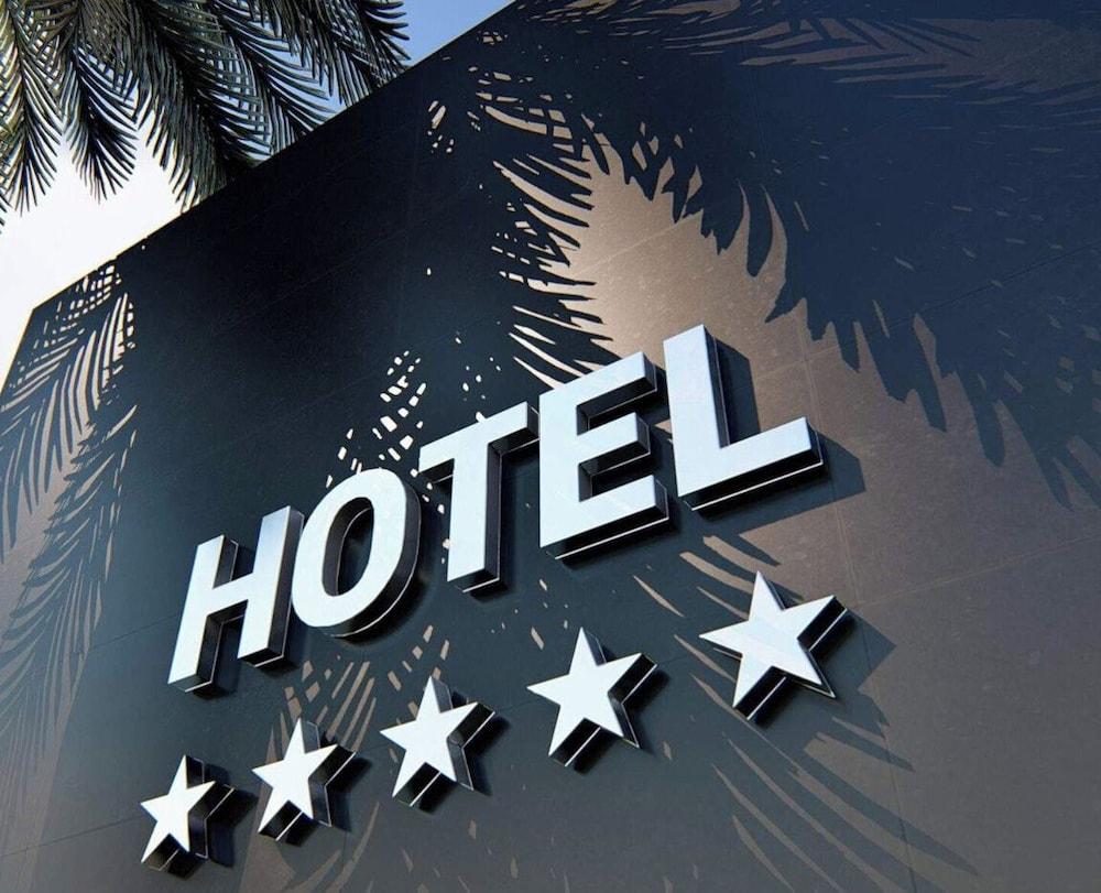 Nur Riviera Aparthotel