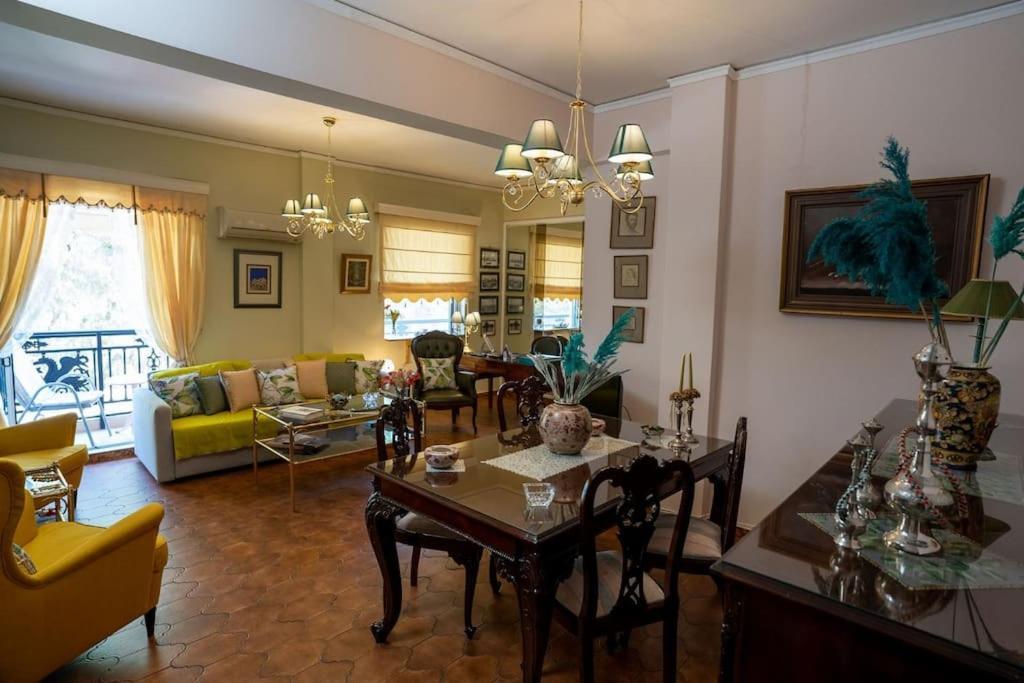 Angela Stylist House