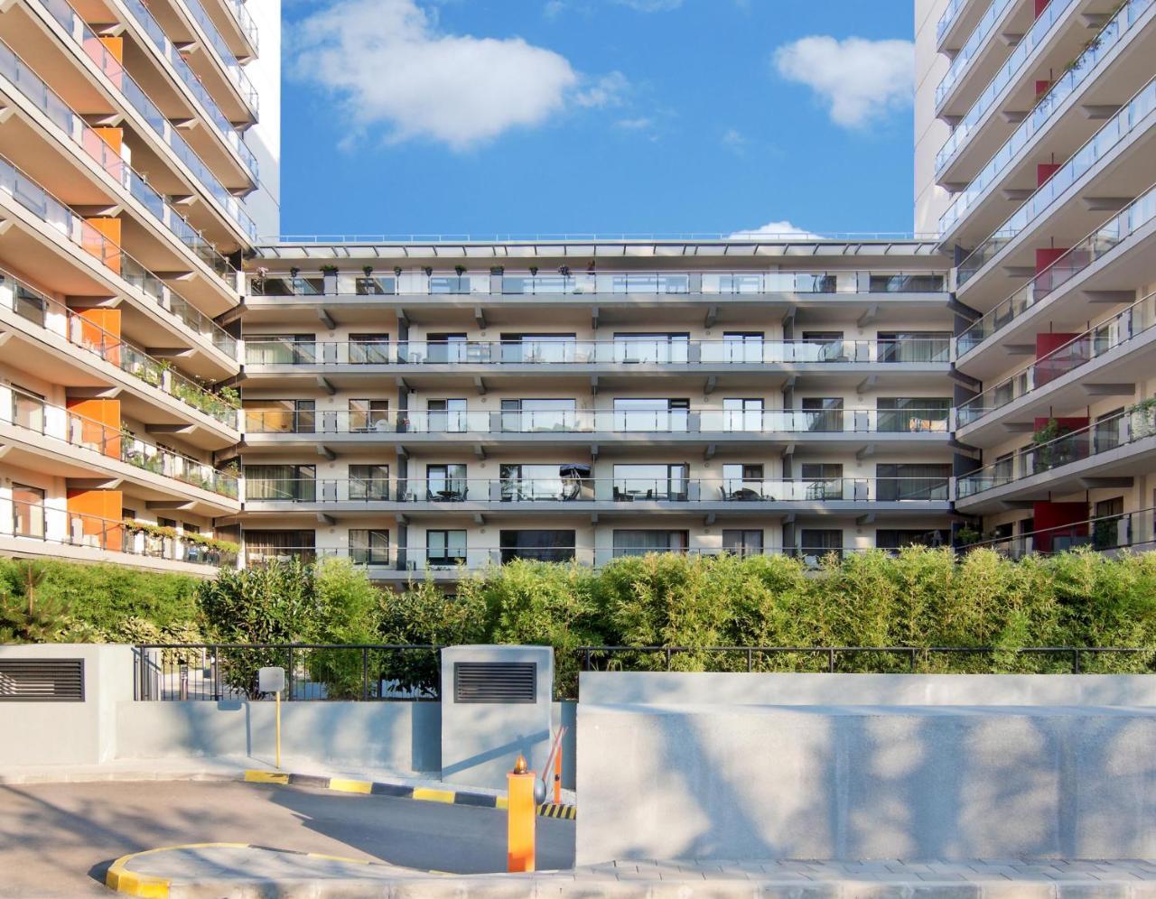 Newtown Bucharest Apartment