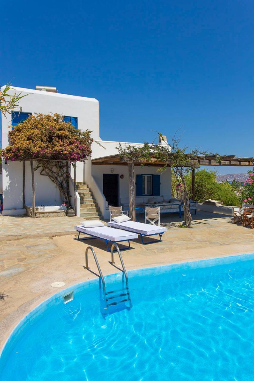 Traditional Mykonian Villa
