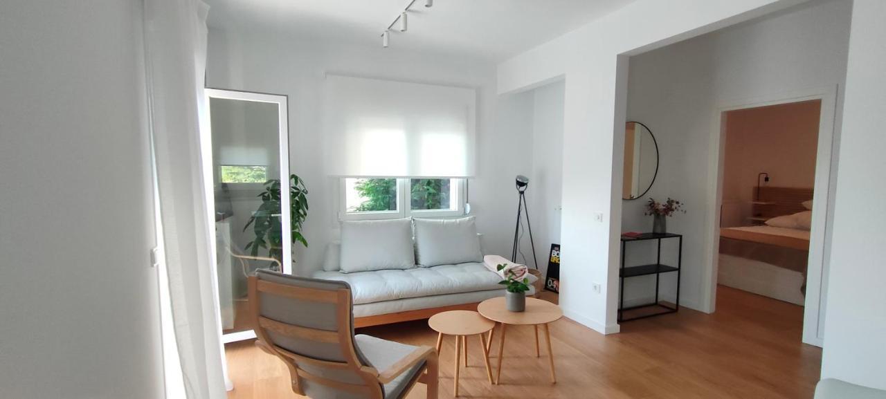 Beautifully Renovated Apartment In Kavala, Bright & Luminous