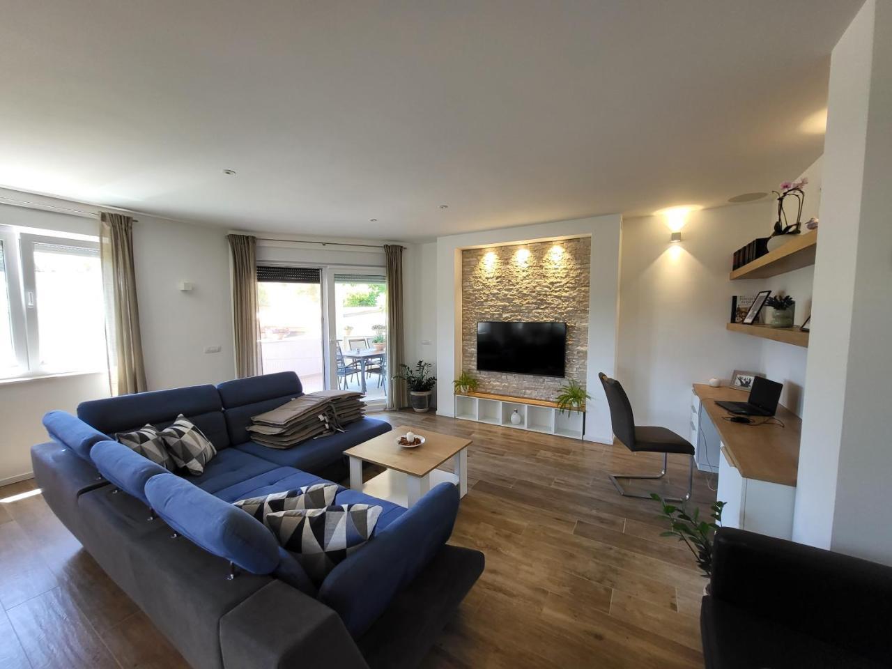 Apartments Melisa