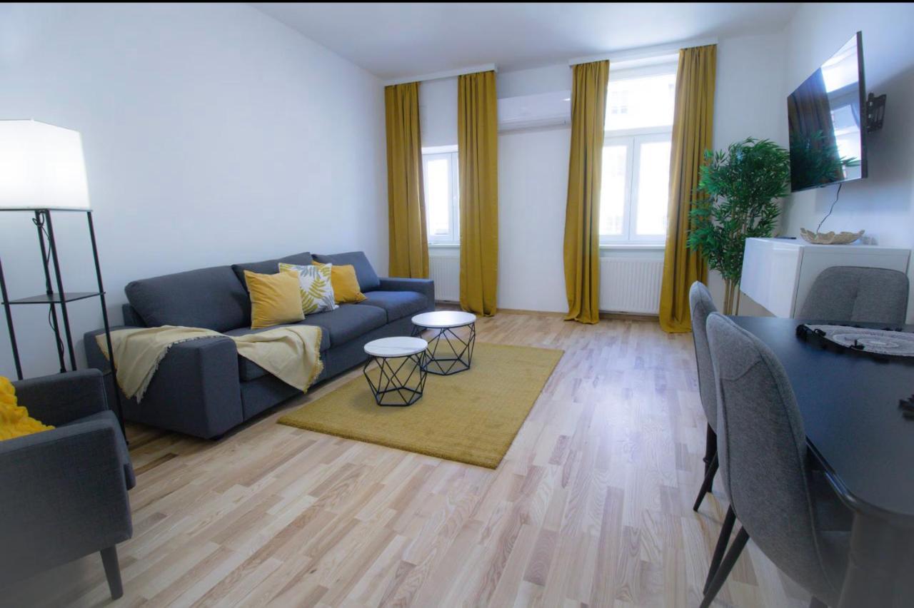 Classic & Cozy Apartment Lf25