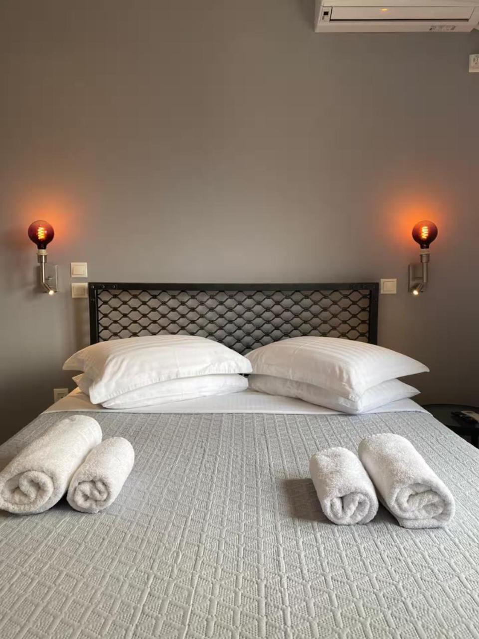 Athens Central-opulent & Luxurious Suites-balcony & Views Acropolis Hills