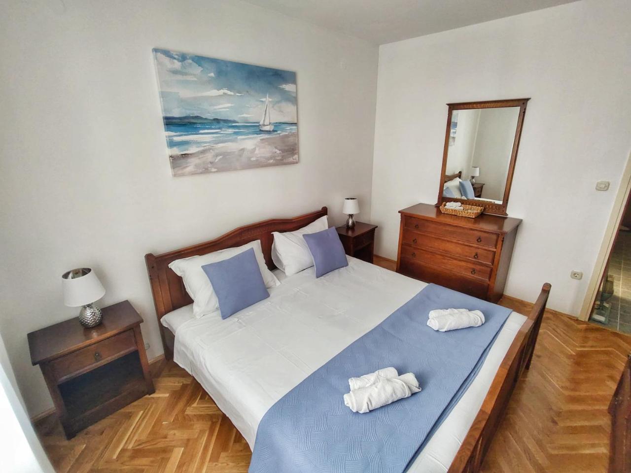 Apartman Omiska Stina