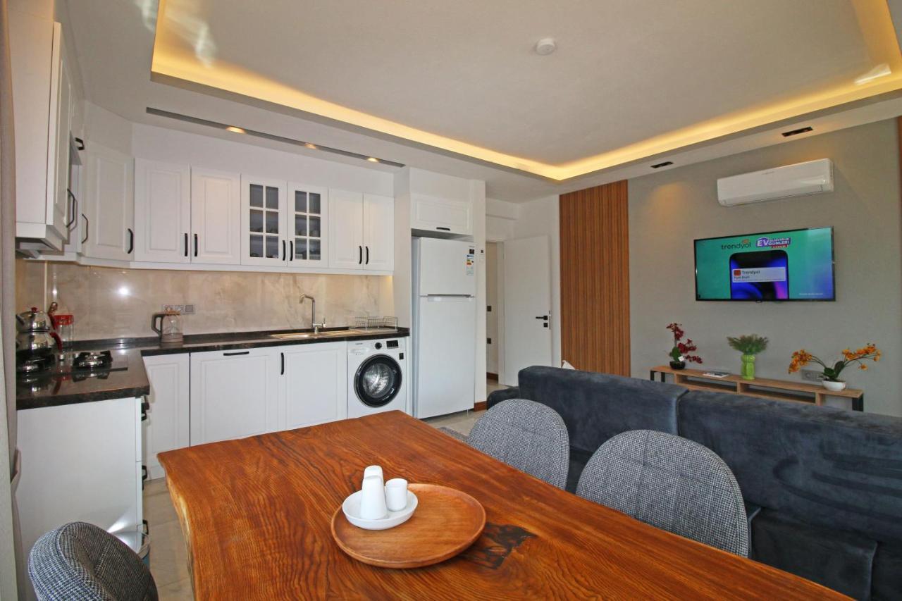 Caglar Residence
