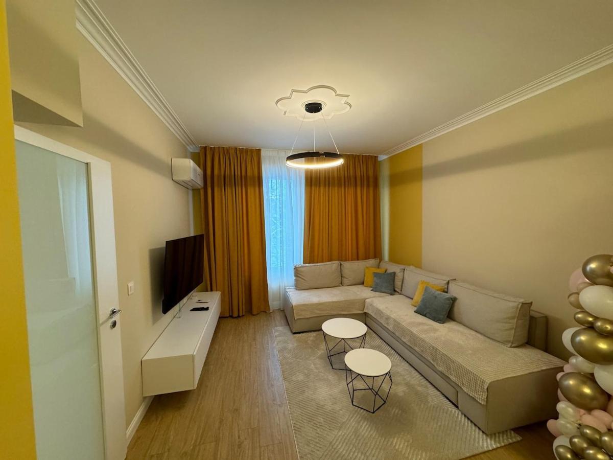 Homely Apartment In Lozenets Sofia